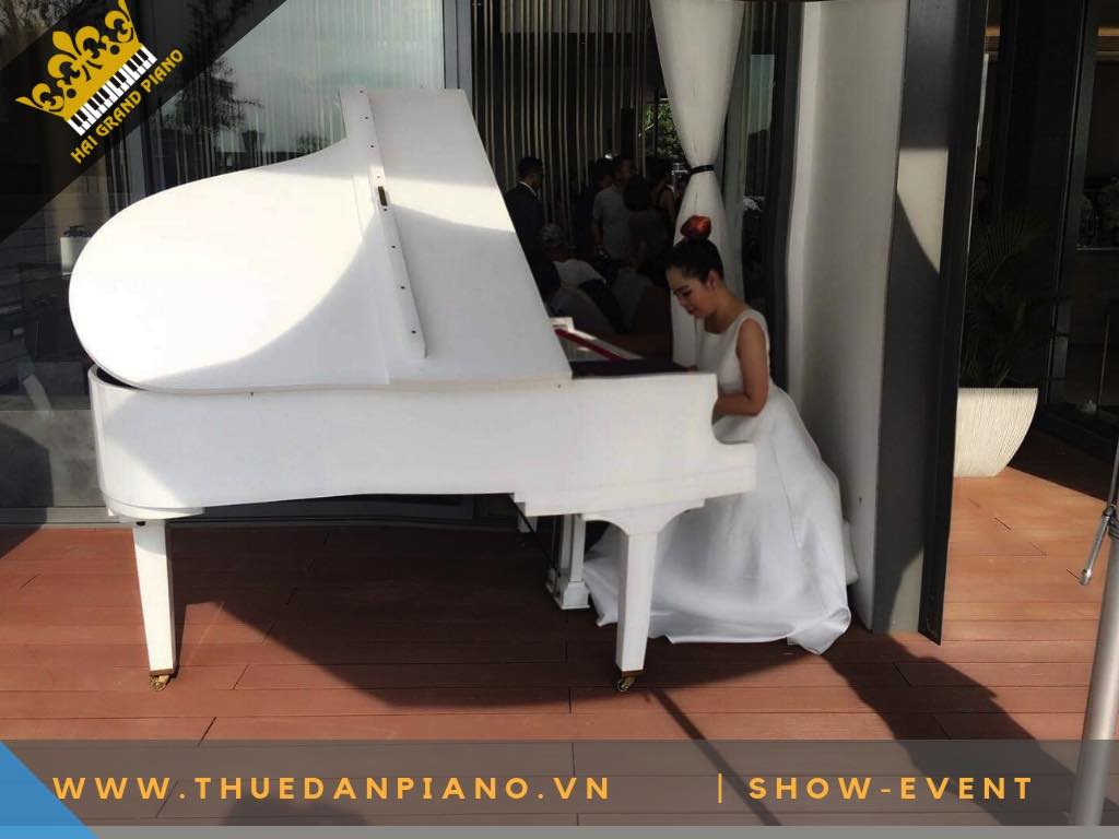 CHO THUÊ ĐÀN PIANO WHITE BIỂU DIỄN EVENT CAO CẤP BDS 