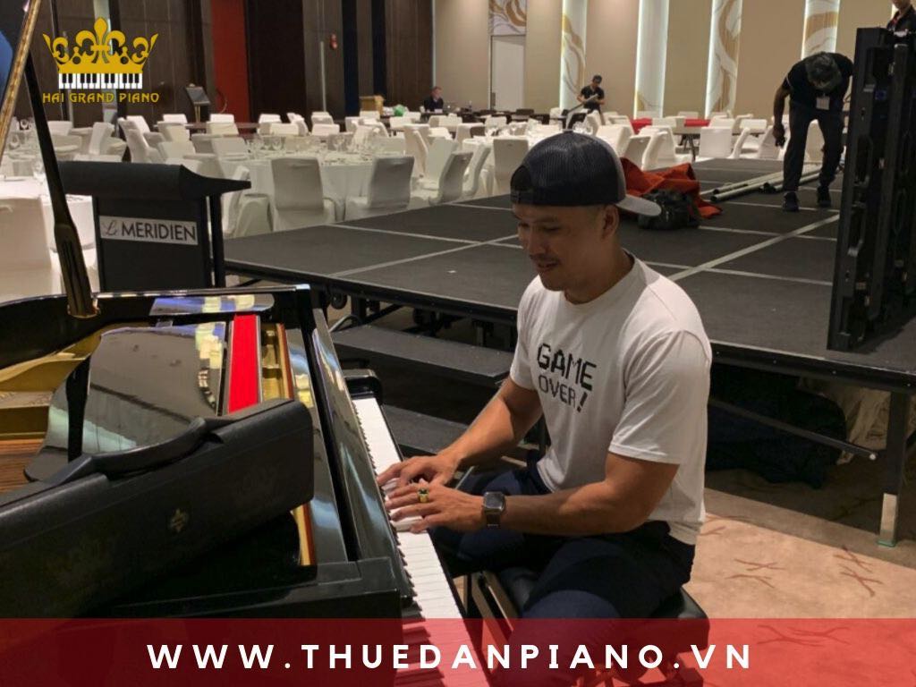 Thuê đàn piano biểu diễn tiệc cưới khách sạn 5 sao | Sài Gòn 